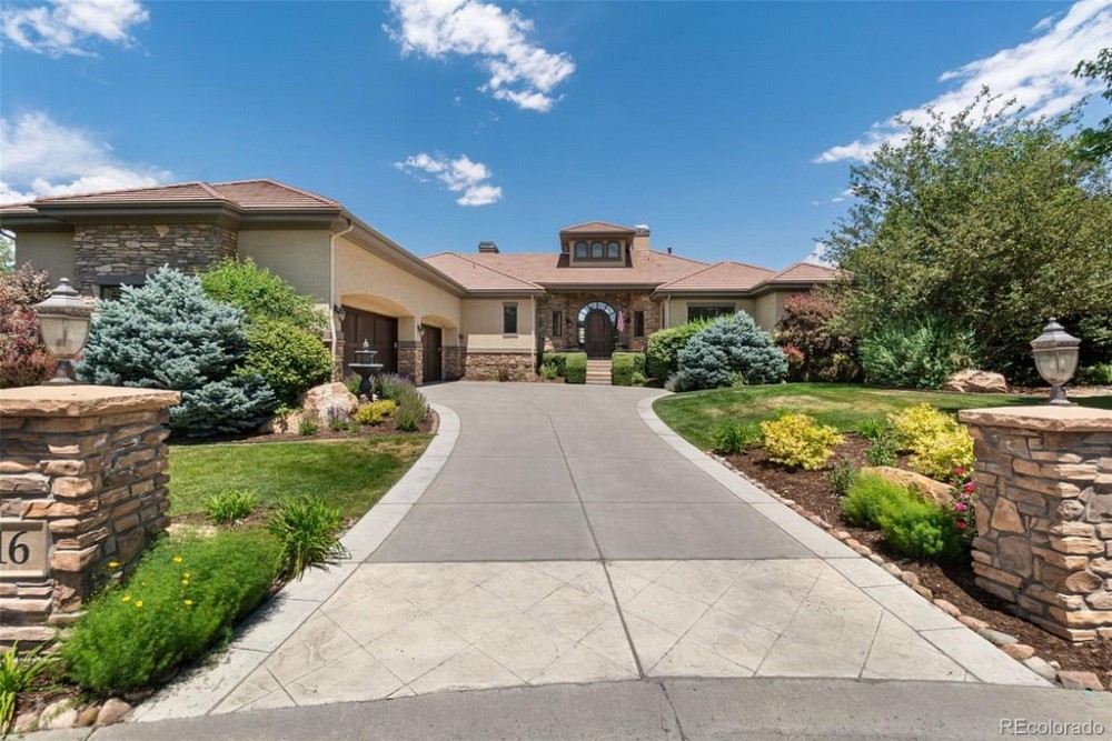 16 Brookhaven Trail Littleton, CO 80123